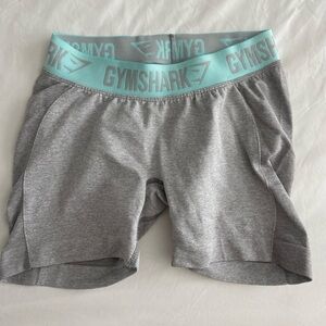Gymshark shorts size Small